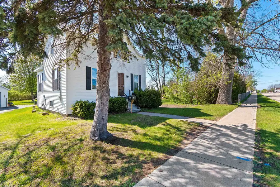 112 Scherer Avenue, Oconto, WI 54153 - #3