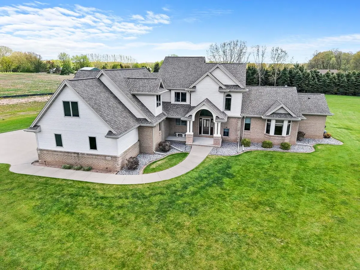 W7415 Ridgetop Drive, Neenah, WI 54956 - #1