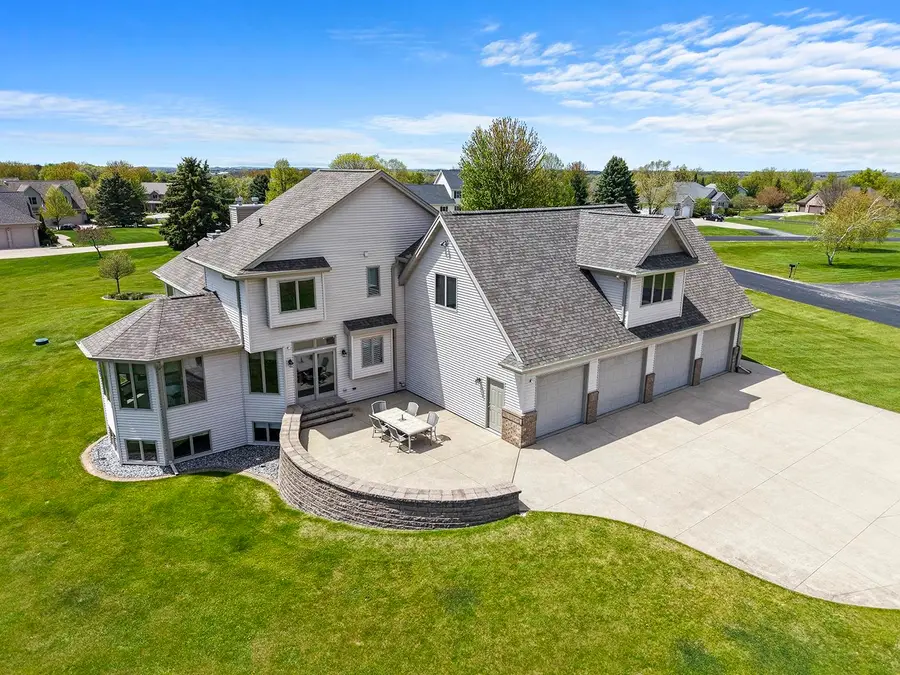 W7415 Ridgetop Drive, Neenah, WI 54956 - #2