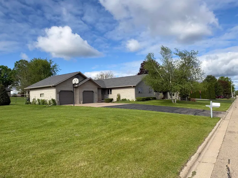 410 E Cedar Street, Bonduel, WI 54107 - #2