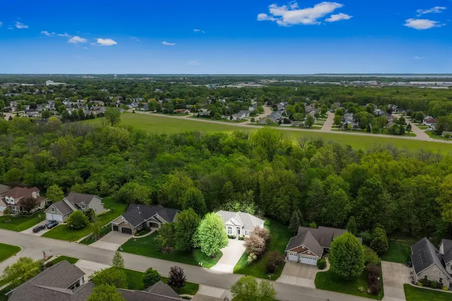 1568 Kingswood Drive, Neenah, WI 54956-1698 - #3
