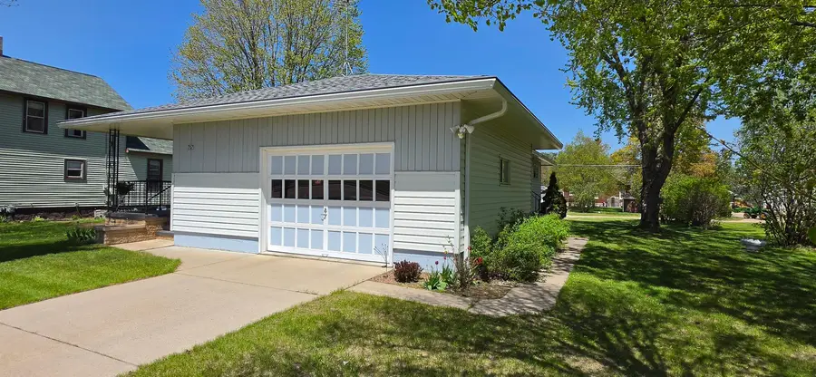 707 E 5th Street, Shawano, WI 54166 - #3