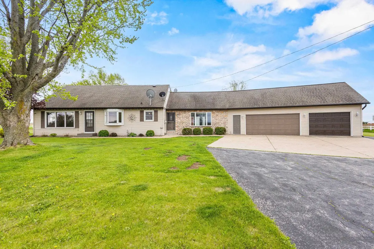 5184 Finger Road, Green Bay, WI 54311 - #1