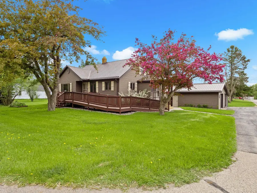 418 Monroe Avenue, Wausaukee, WI 54177 - #2