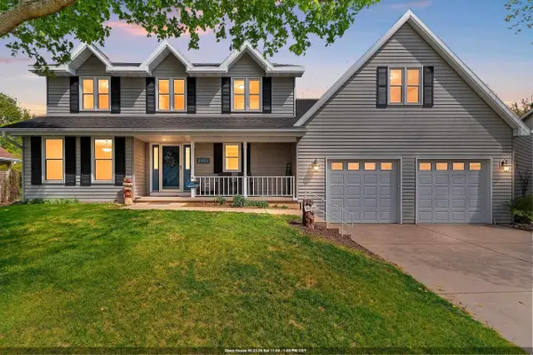 2951 Vercauteren Drive, GREEN BAY, WI 54313-5847