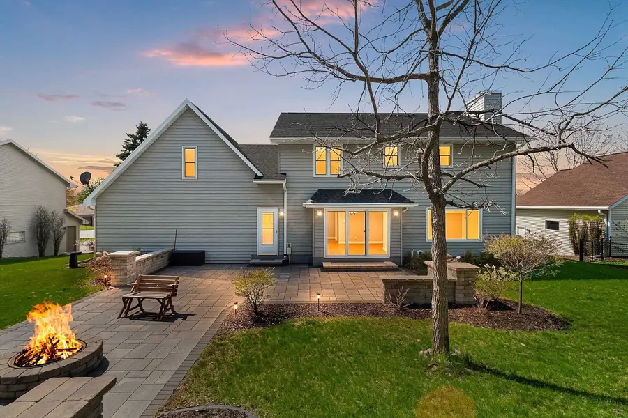 2951 Vercauteren Drive, Green Bay, WI 54313-5847 - #2