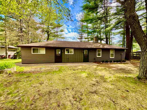 12667 E Shore Drive, MOUNTAIN, WI 54149