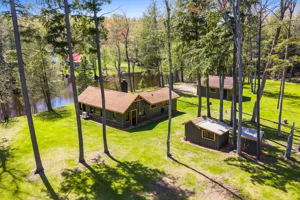 12409 Poquette Lane, SURING, WI 54174