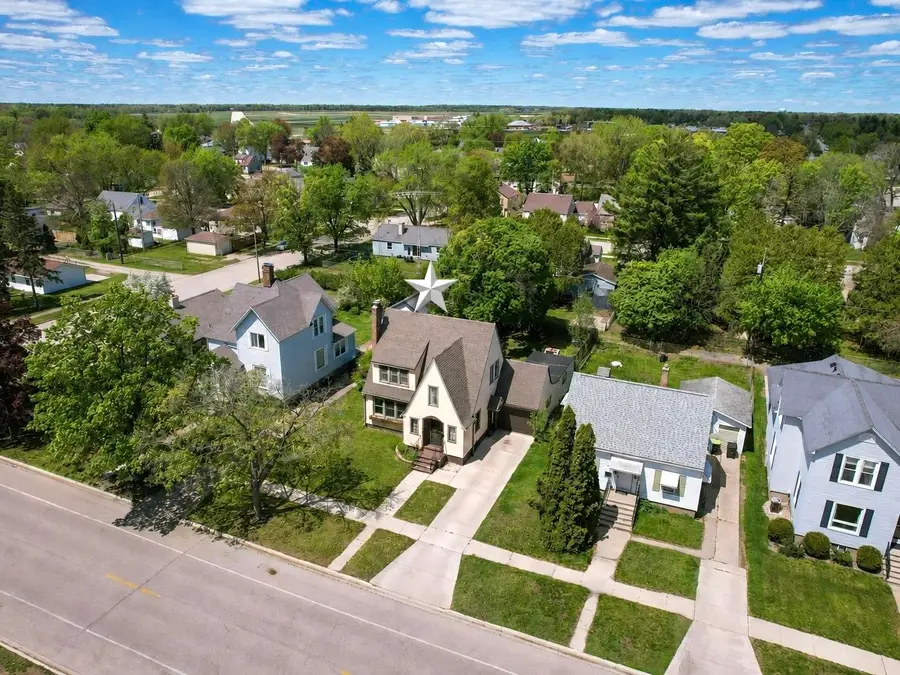 1812 14th Avenue, Menominee, MI 49858 - #3