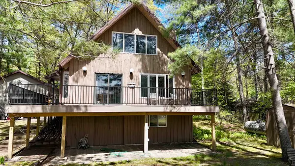 N1433 Rainbow Road, KESHENA, WI 54135-0000