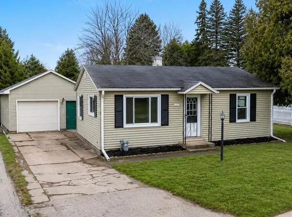 1705 30th Avenue, MENOMINEE, MI 49858
