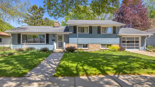 695 Bruce Street, FOND DU LAC, WI 54935