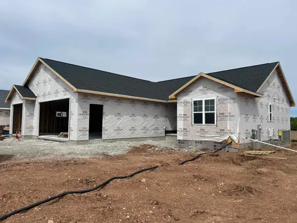 8334 Marlo Avenue, NEENAH, WI 54956