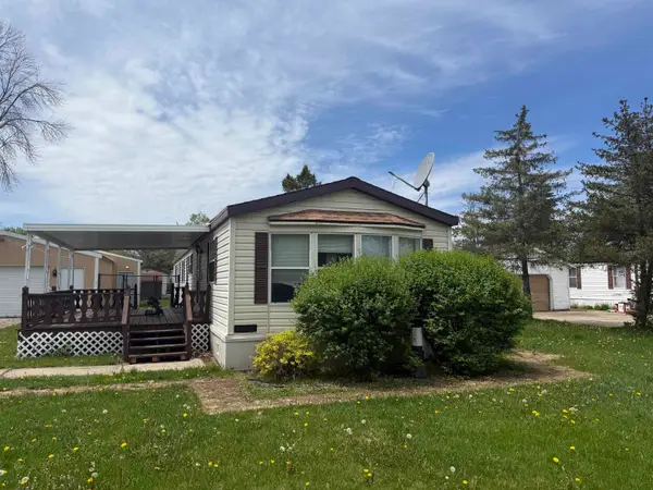 N5935 Derby Lane, CECIL, WI 54929-9406