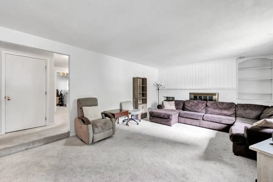 1622 Canary Lane, Green Bay, WI 54304 - #2