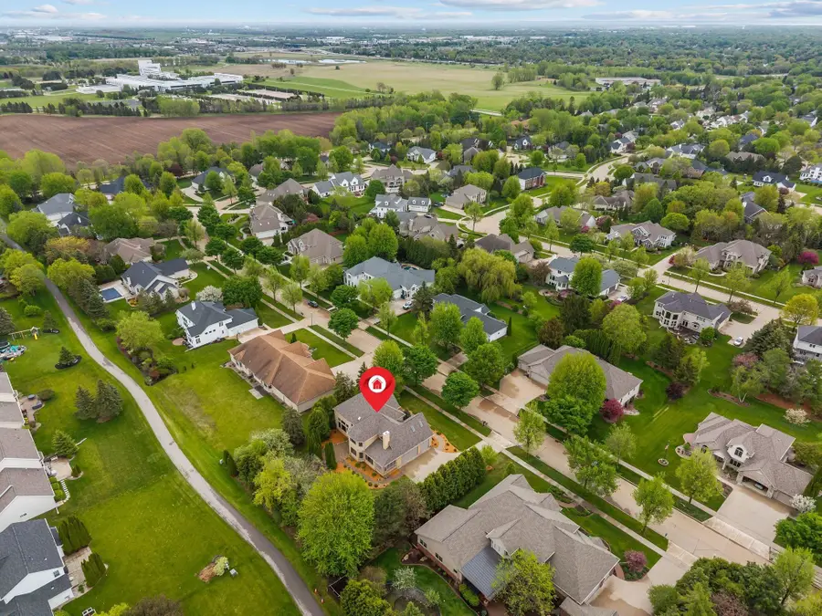 424 E Tallgrass Drive, Appleton, WI 54913 - #2