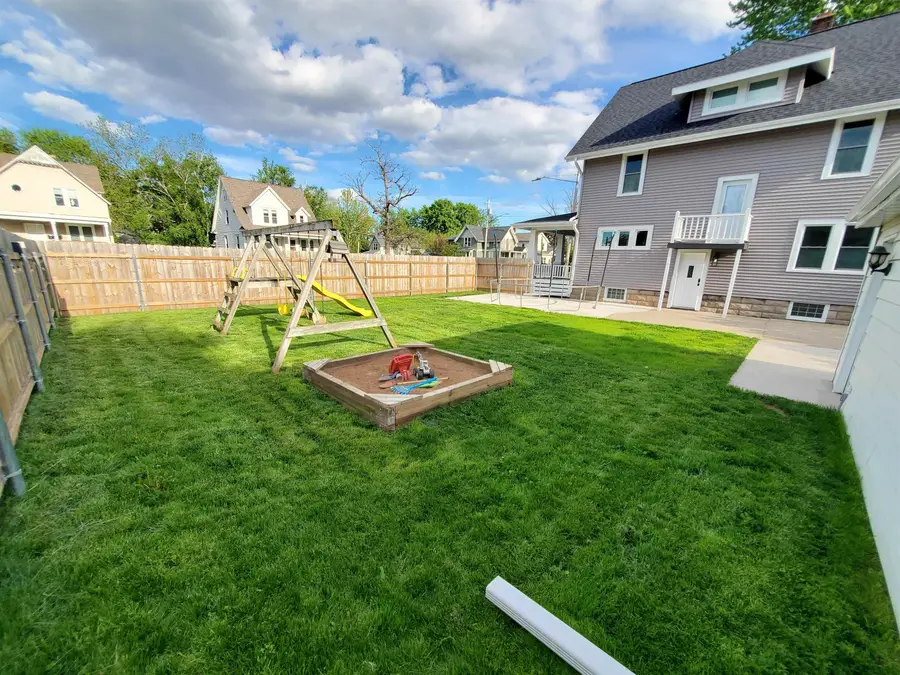 719 S Memorial Drive, Appleton, WI 54911 - #3