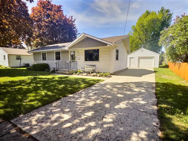 2037 Farlin Avenue, GREEN BAY, WI 54302