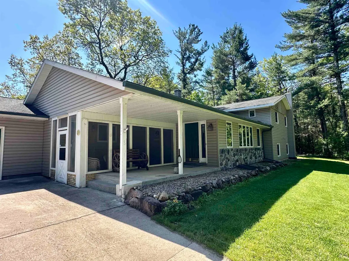 7051 Woodland Lane, Amherst, WI 54406 - #1