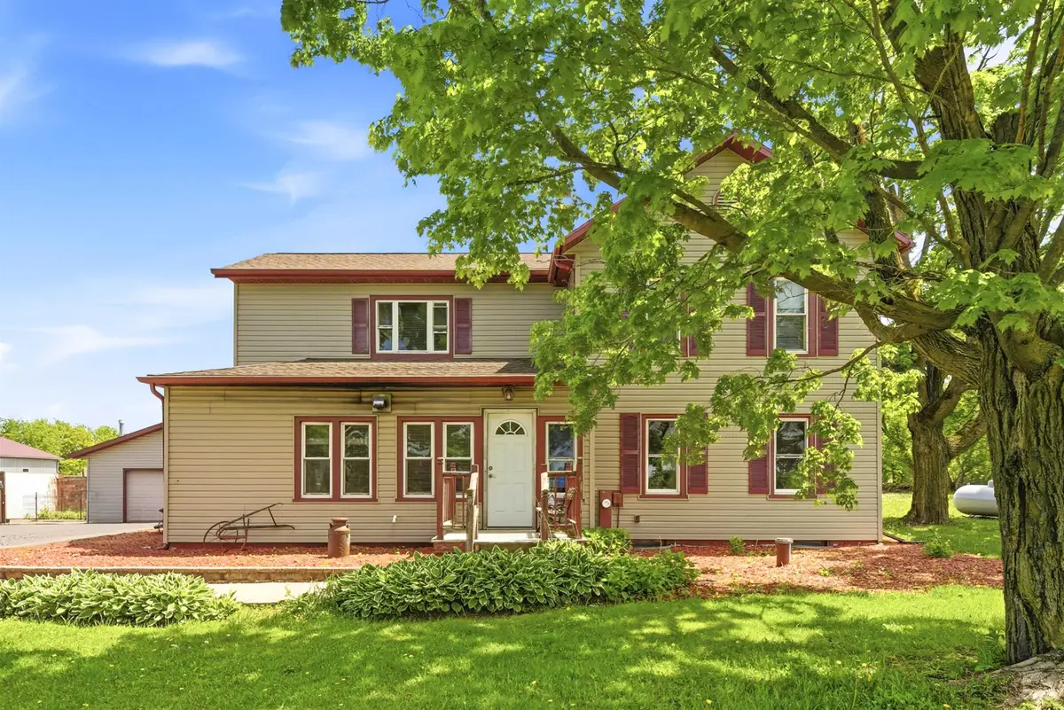 N5460 Collier Road, New London, WI 54961 - #1