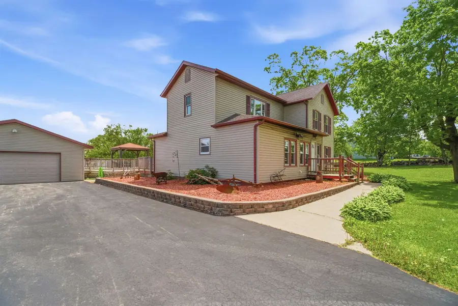 N5460 Collier Road, New London, WI 54961 - #3