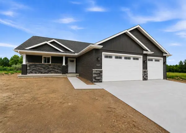 W7097 Jaclyn Lane, GREENVILLE, WI 54942