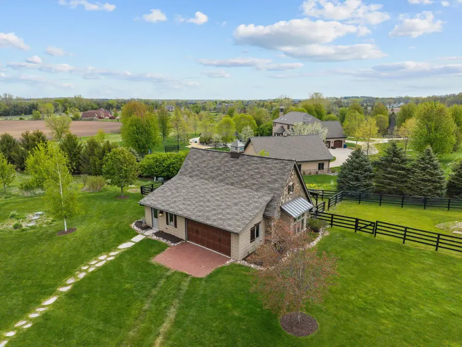 W3642 Equestrian Trail, Freedom, WI 54913-9115 - #2