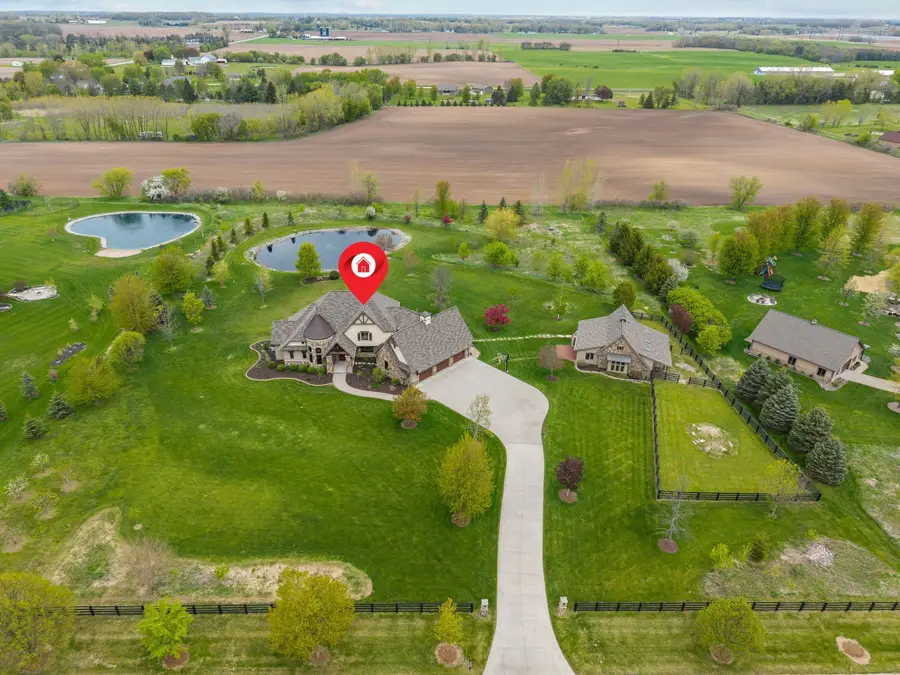 W3642 Equestrian Trail, Freedom, WI 54913-9115 - #3