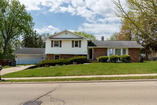 418 Greene Avenue, ALLOUEZ, WI 54301