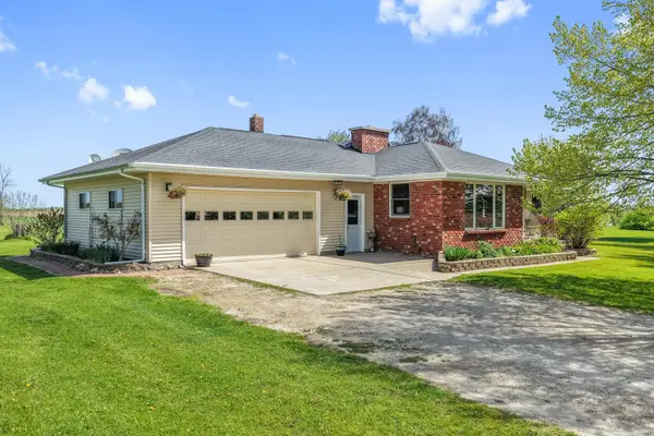 E5108 W Wilson Road, ALGOMA, WI 54201-9572
