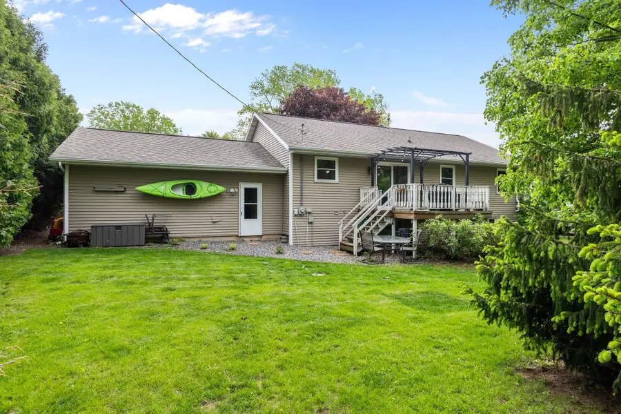 1433 W Roselawn Drive, Appleton, WI 54914 - #3