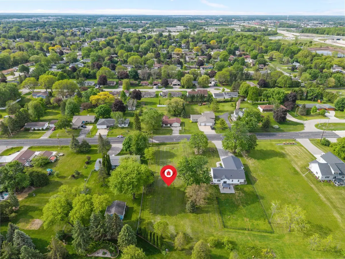 3540 W Capitol Drive, Appleton, WI 54914 - #1