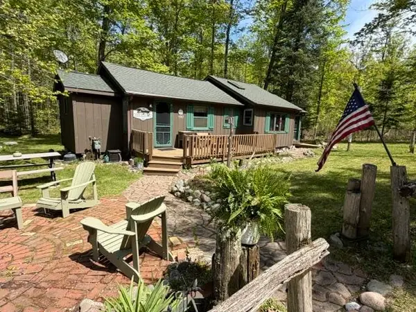 17707 Nicolet Road, TOWNSEND, WI 54175