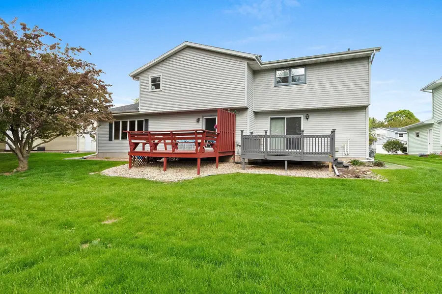 437 Silver Spring Drive, Green Bay, WI 54303-4565 - #2