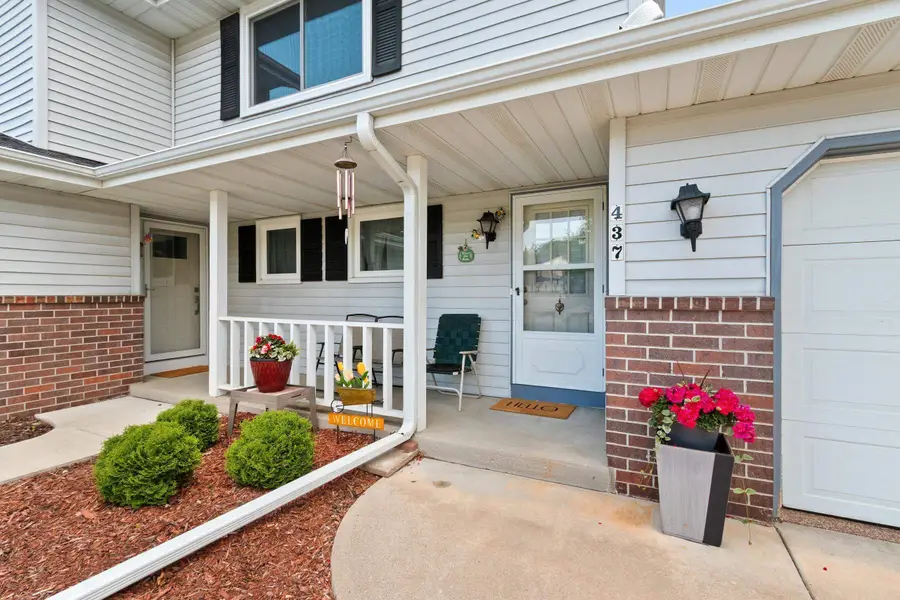437 Silver Spring Drive, Green Bay, WI 54303-4565 - #3