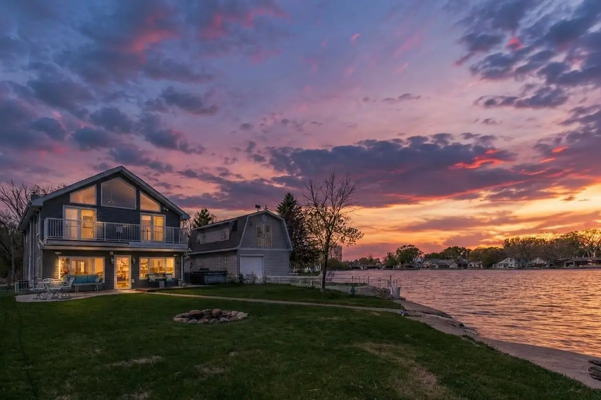 2210 Westwind Road, Oshkosh, WI 54904-1040 - #1