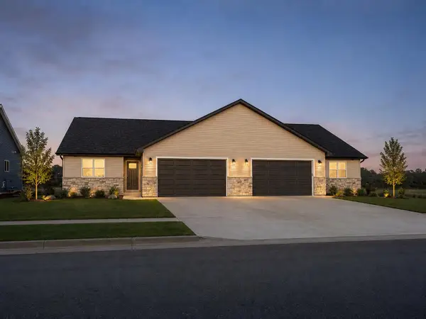 1825 London Road, GREEN BAY, WI 54311