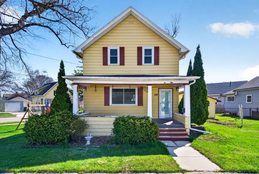 208 Depot Street, Kaukauna, WI 54130 - #2
