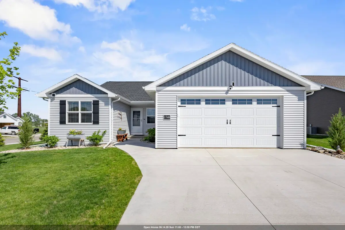 1740 Patriot Way, Neenah, WI 54956 - #1