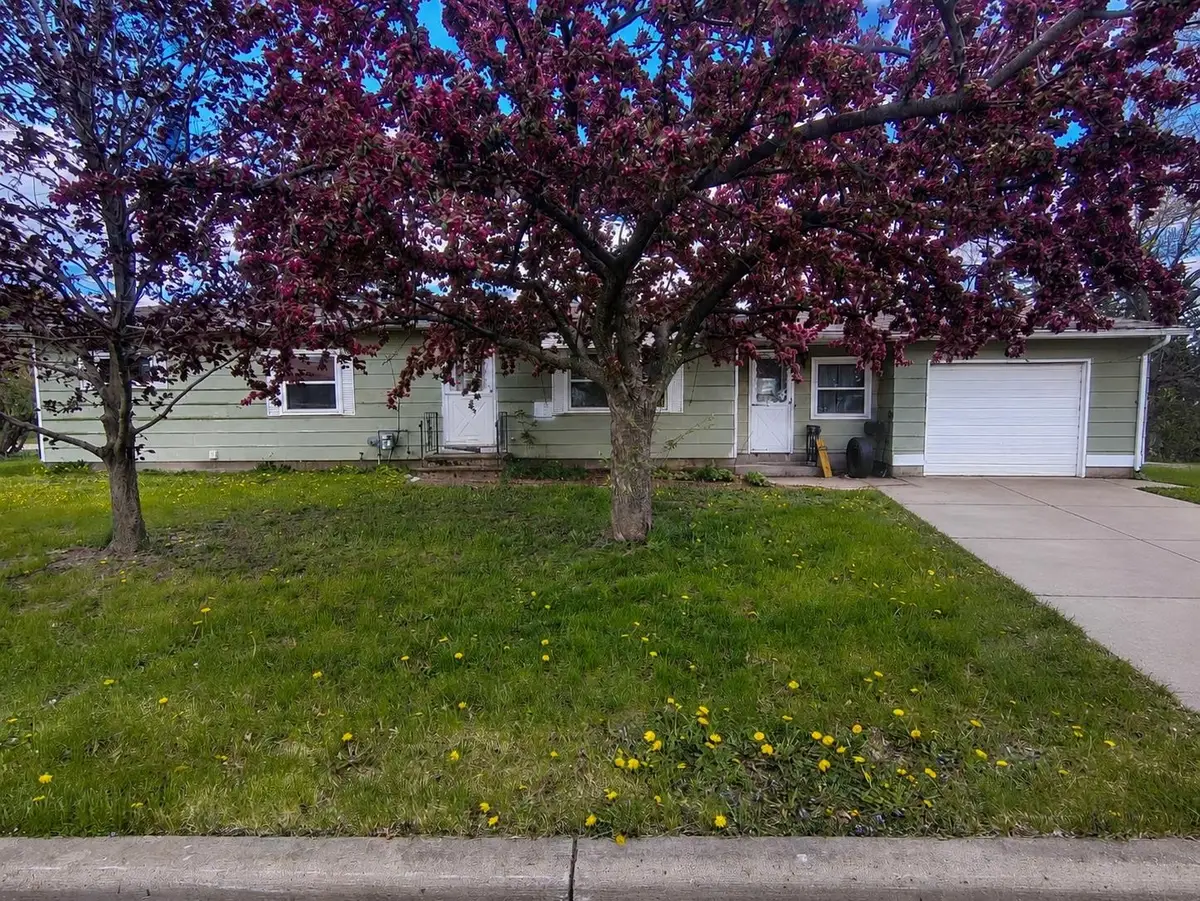 218 S Bills Street, Augusta, WI 54722 - #1