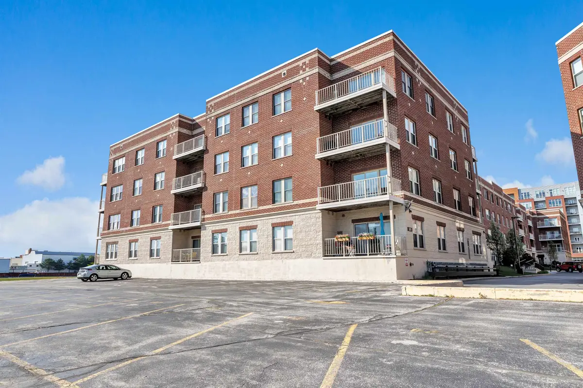 118 S Washington Street #B307, Green Bay, WI 54301-4275 - #1