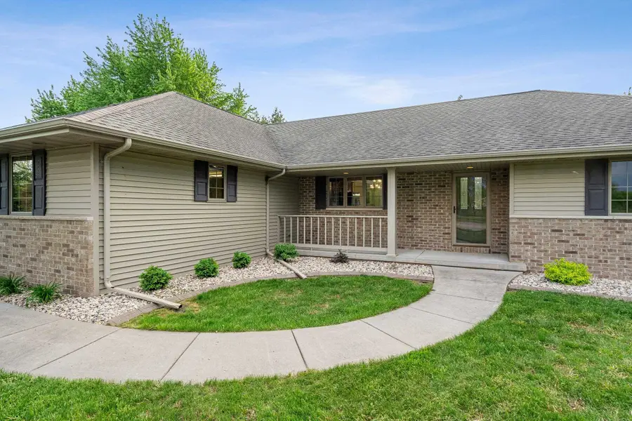 1112 Lake Park Road, Menasha, WI 54952-8836 - #2