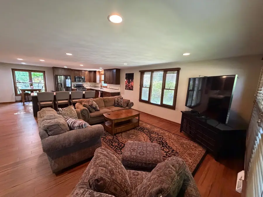 1112 Tullar Road, Neenah, WI 54956 - #3