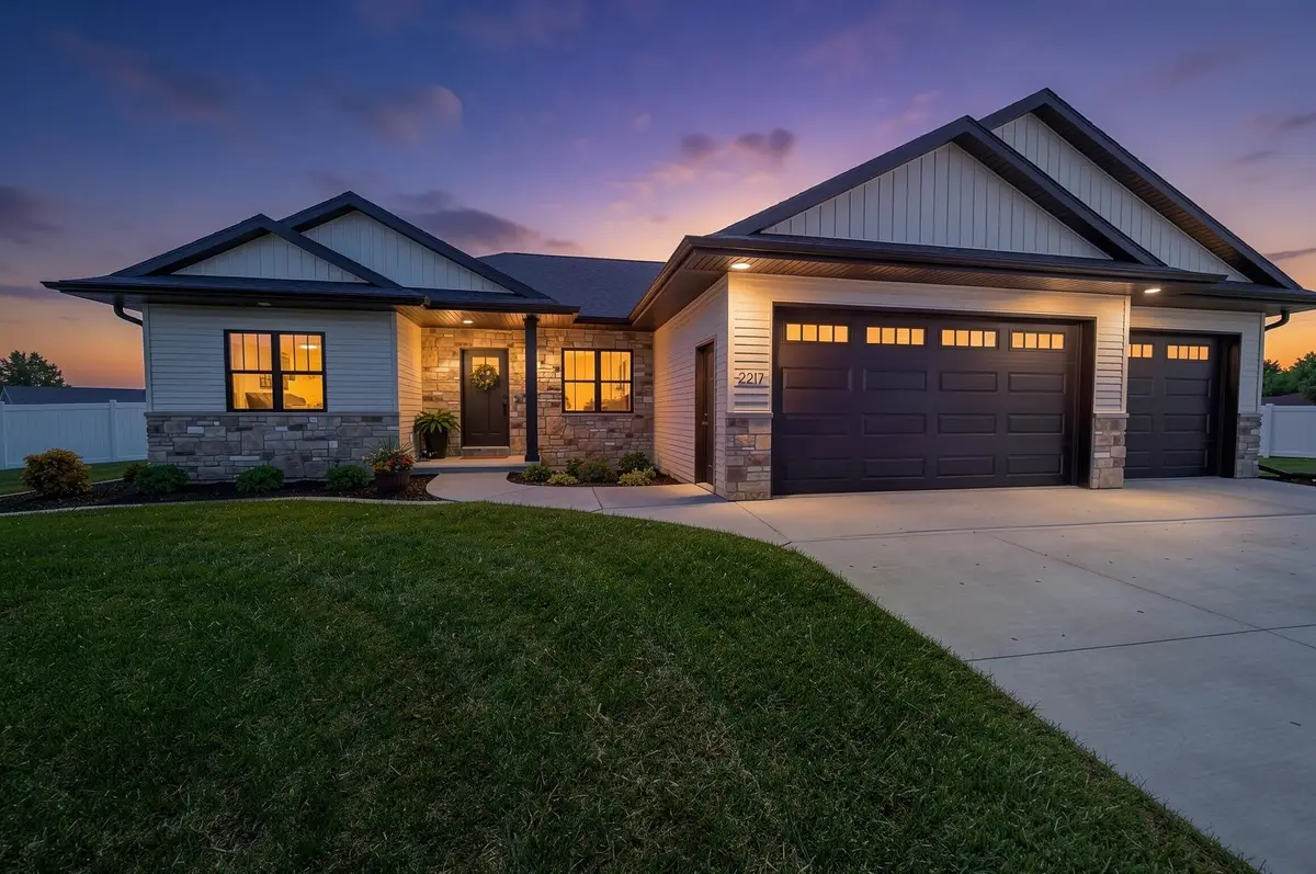 2217 Fox Point Court, De Pere, WI 54115 - #1