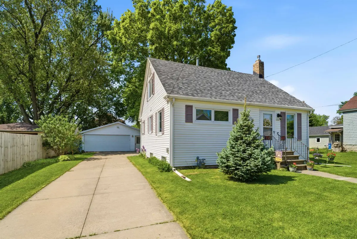 1341 Otter Avenue, Oshkosh, WI 54901-5452 - #1