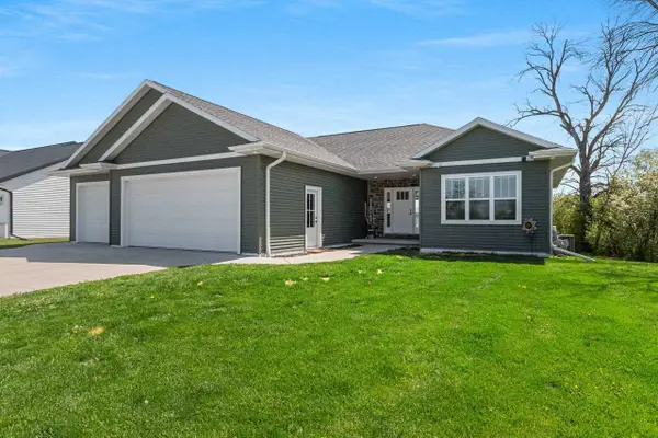 3027 Scarlet Oak Road, DE PERE, WI 54115-9118