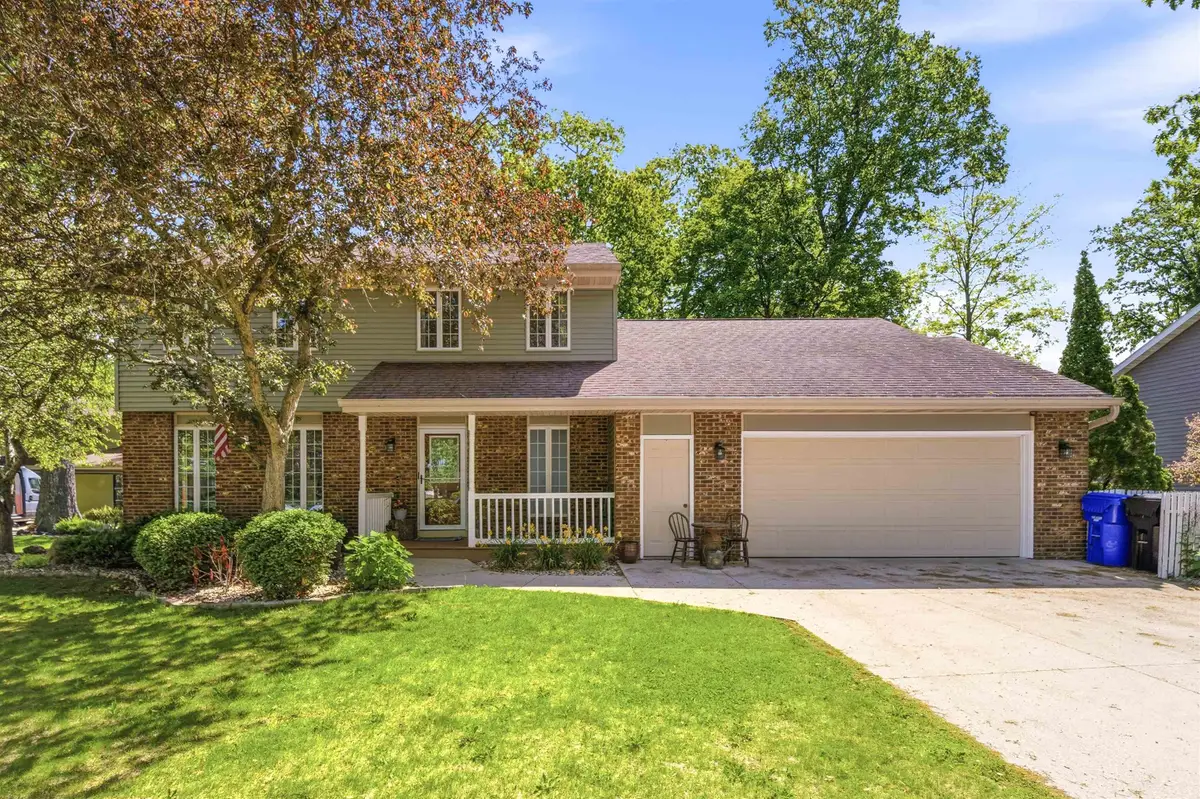 506 S Covenant Lane, Appleton, WI 54915 - #1