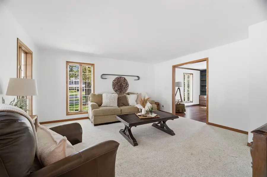 506 S Covenant Lane, Appleton, WI 54915 - #2