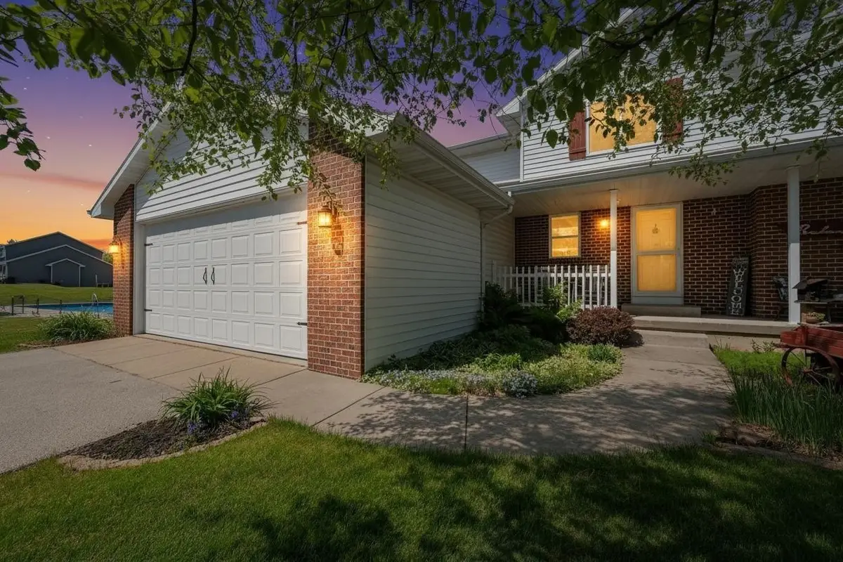 483 Madeline Lane, Little Suamico, WI 54141 - #1