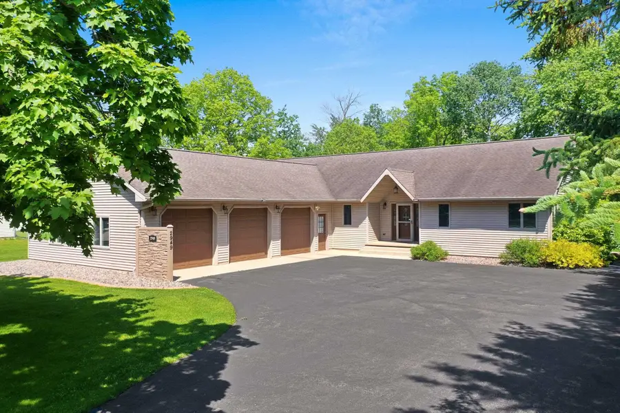 2949 Packerland Drive, Green Bay, WI 54313-6141 - #3
